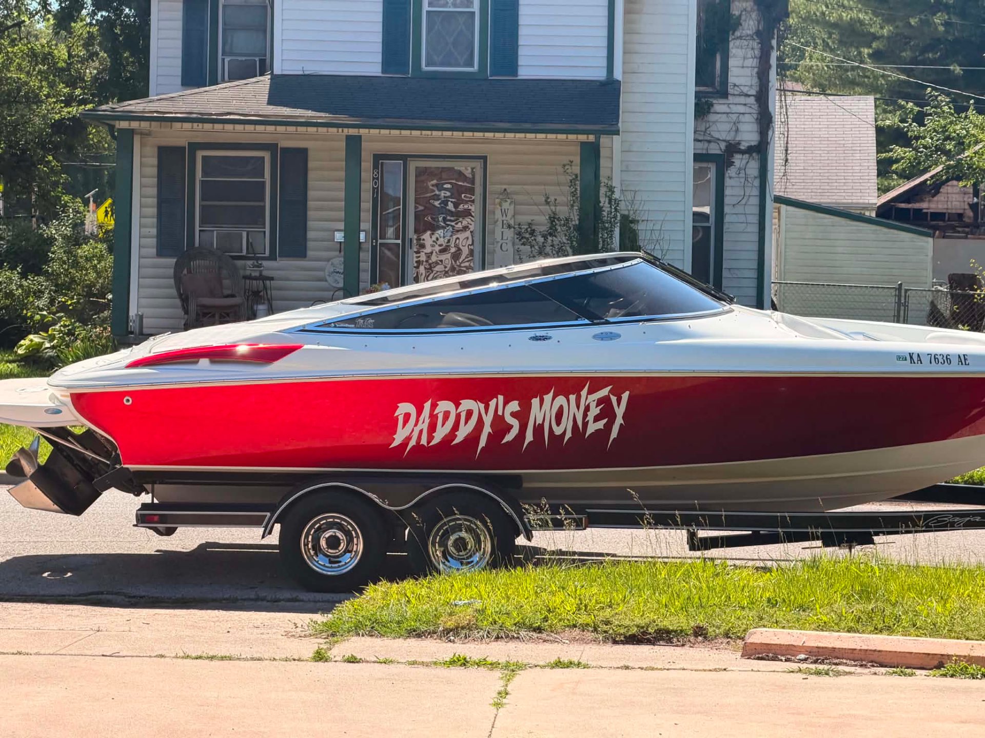 Daddy's Money custom boat lettering